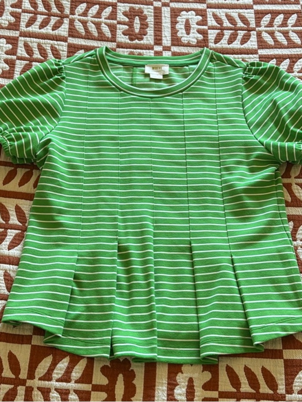 Women’s Anthropologie Green Striped Short-Sleeve Top
